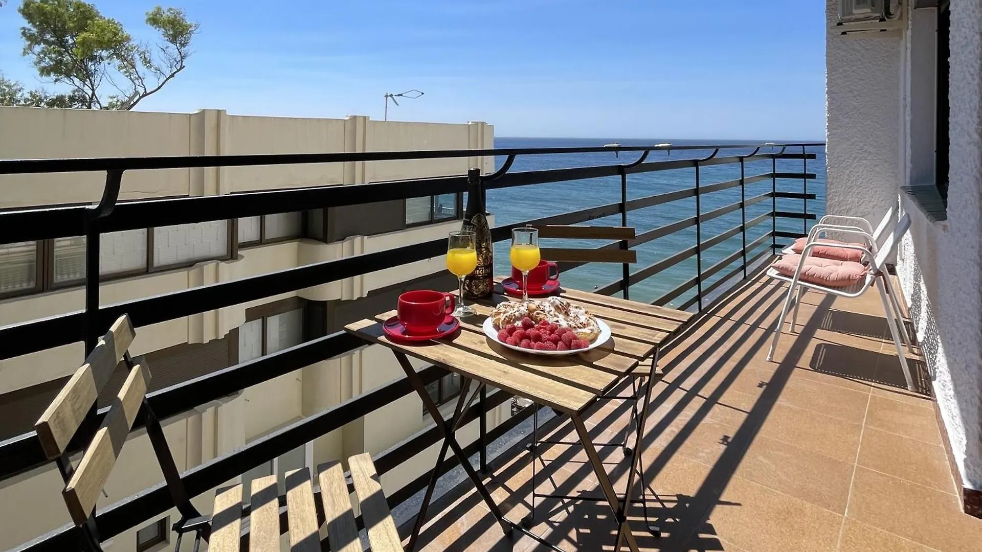 Mediterraneo 508. Fantastic Studio On The Beachfront With Sea Views. contacts