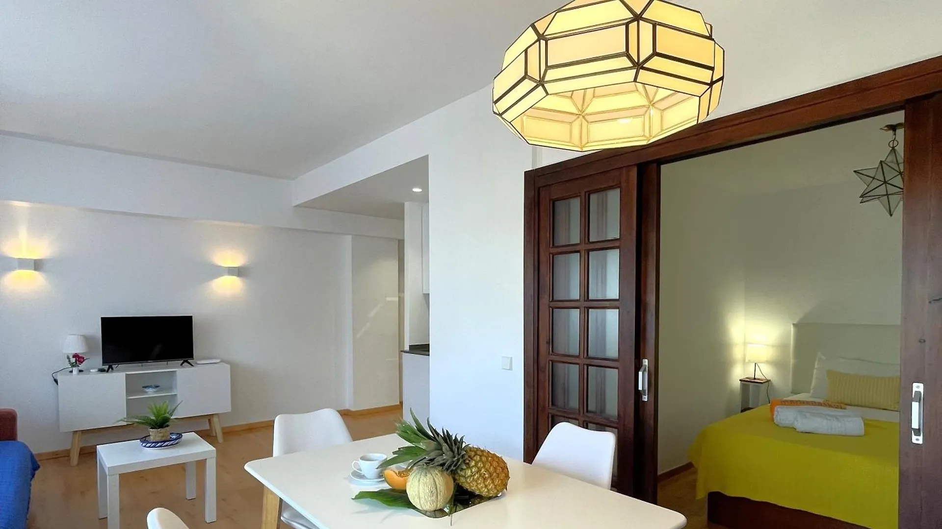 Mediterraneo 508. Fantastic Studio On The Beachfront With Sea Views. Marbella Apartment